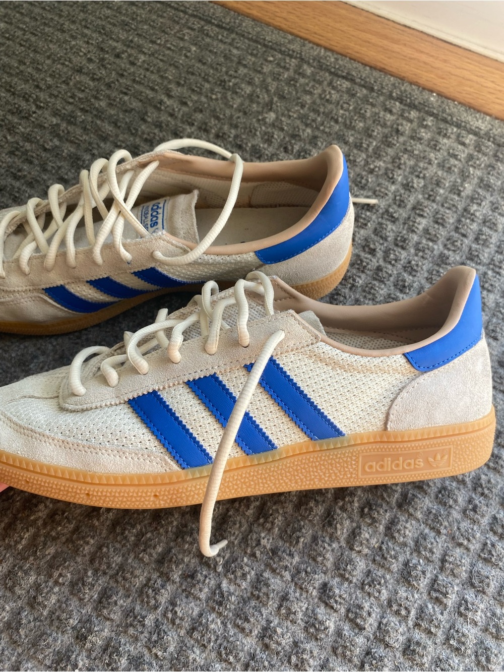 adidas Handball Spezial Men’s Sneakers Cream white/blue/sandstone - Picture 2 of 14